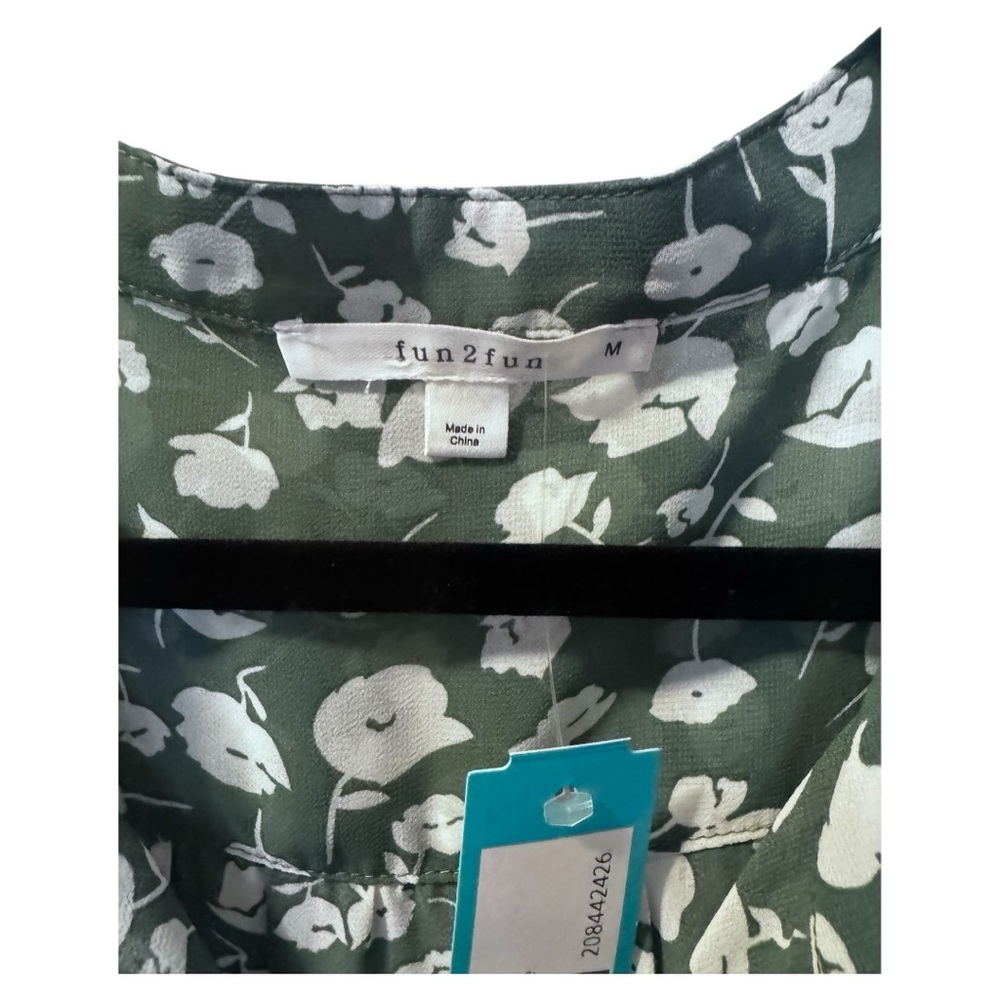 Floral Sleeveless Blouse green/ white floral